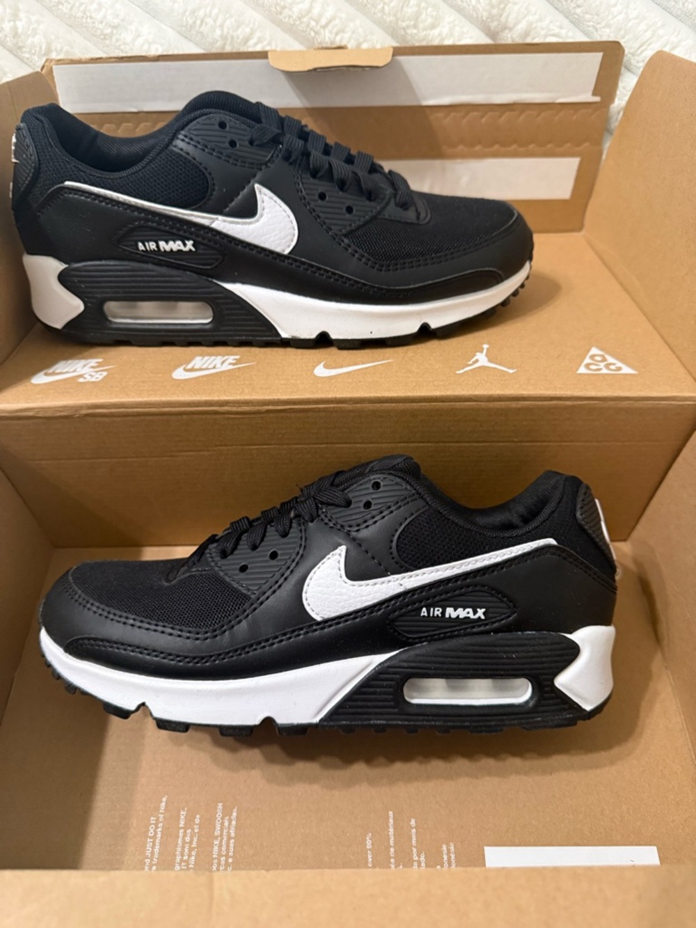Nike Air Max Women Black/White Athletic Sneakers Size 6.5